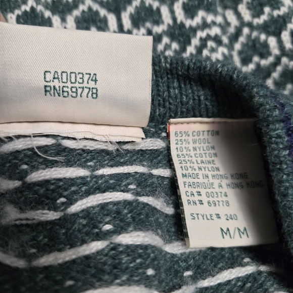 Vintage 1990s Y2K Northern Reflections green/white snowflake button-up sweater - Picture 5 of 10